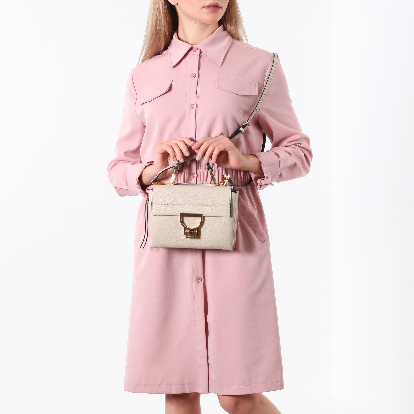 Компактная кожаная сумка Coccinelle Arlettis