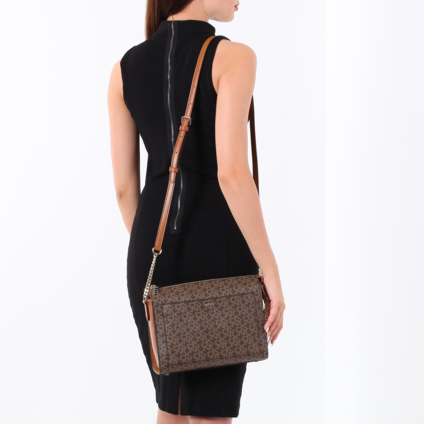 Сумочка с брелоком DKNY Bryant