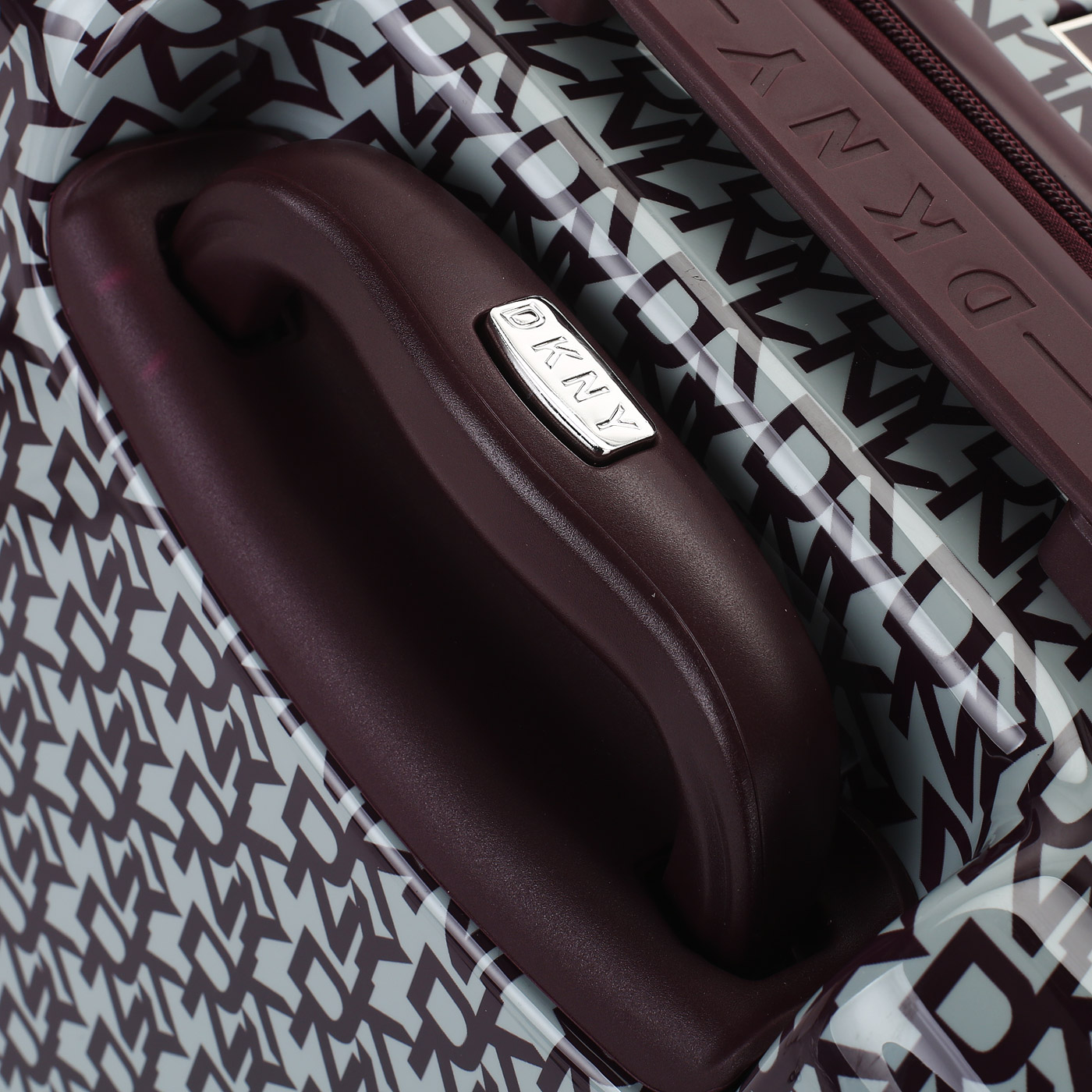 Чемодан маленький S из ABS-пластика с кодовым замком DKNY DKNY-069 Vintage Signature Hardside