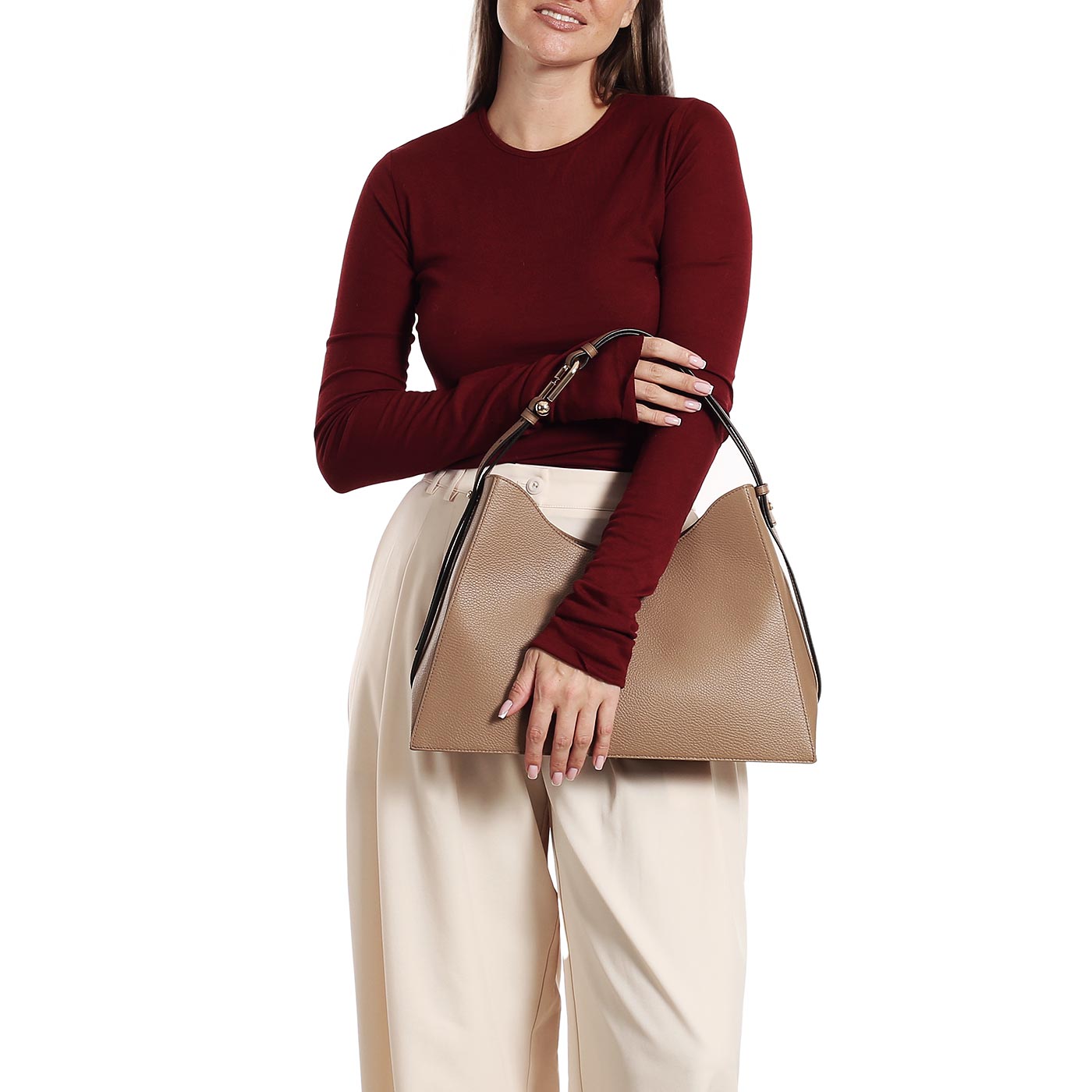 Кожаная сумка Furla Nuvola