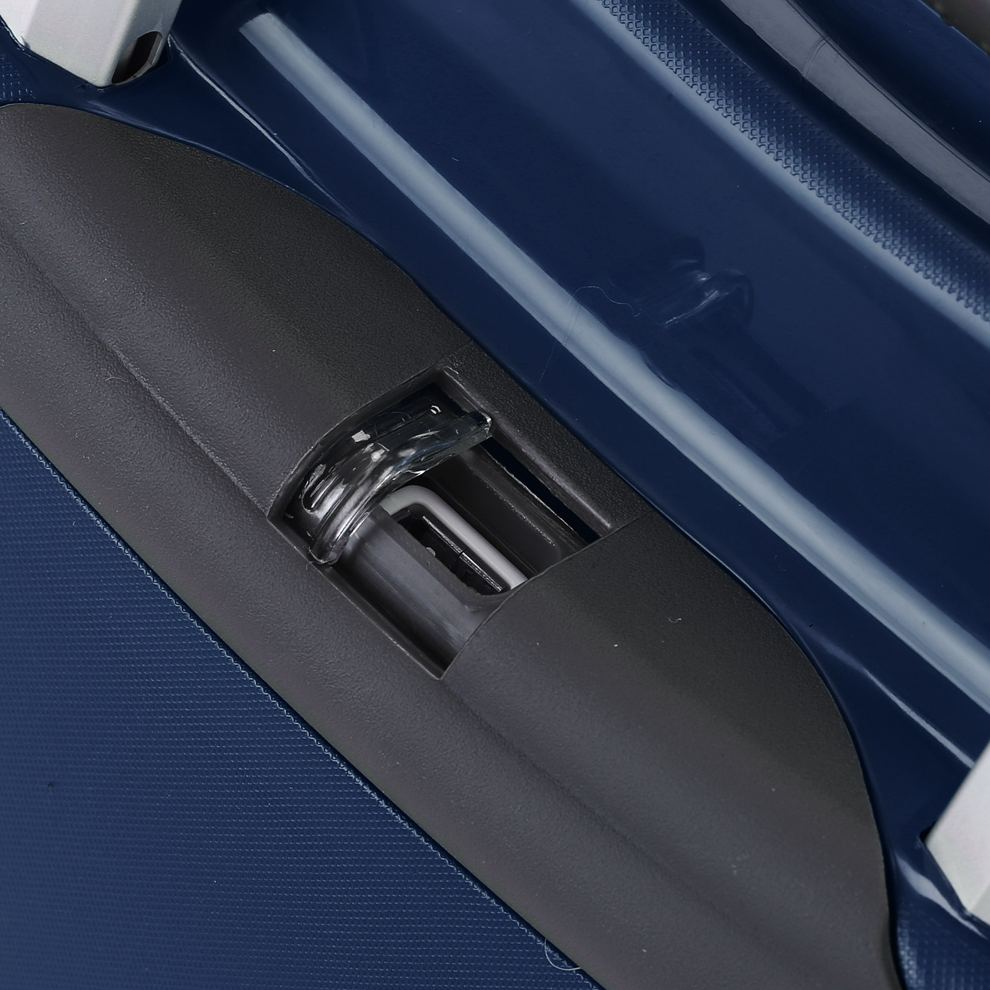 Чемодан маленький S из полипропилена с кодовым замком Ricardo Mendocino