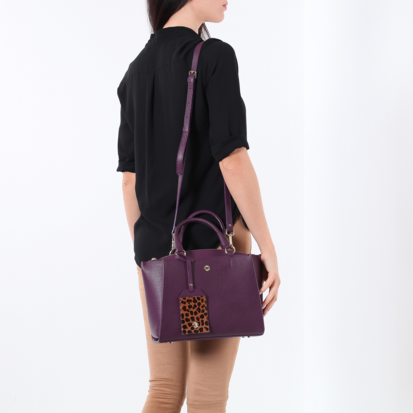 Кожаная сумка с брелоком Aurelli Soft