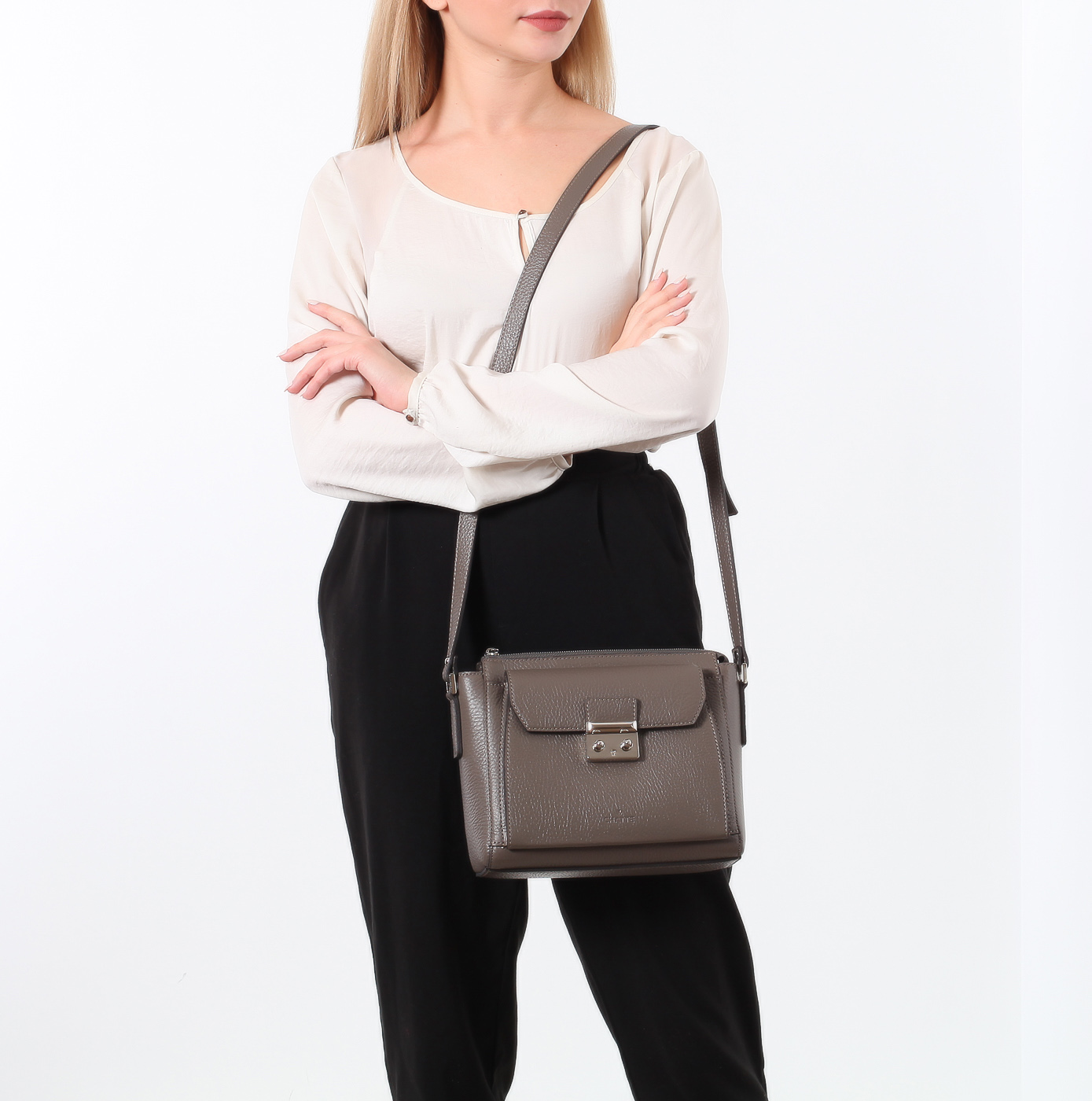 Сумка с внешними кармашками Chatte 