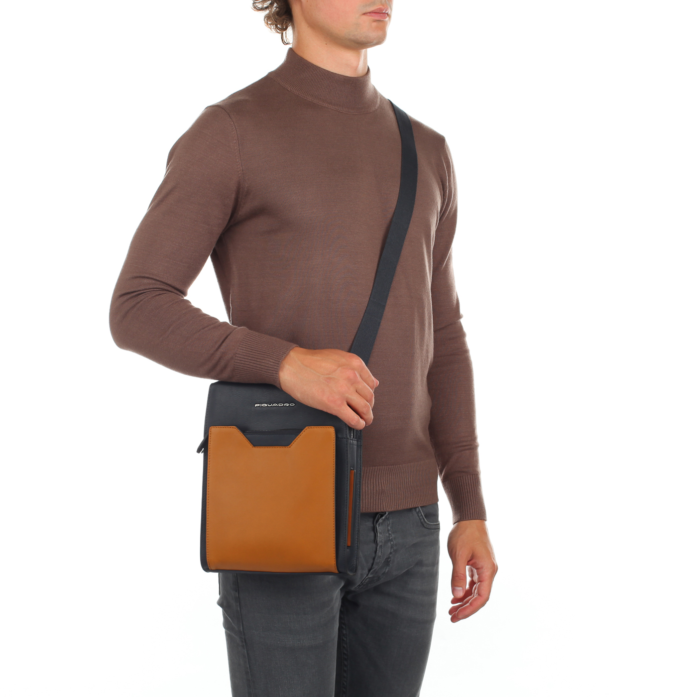 Сумка-планшет из натуральной кожи Piquadro Prisma