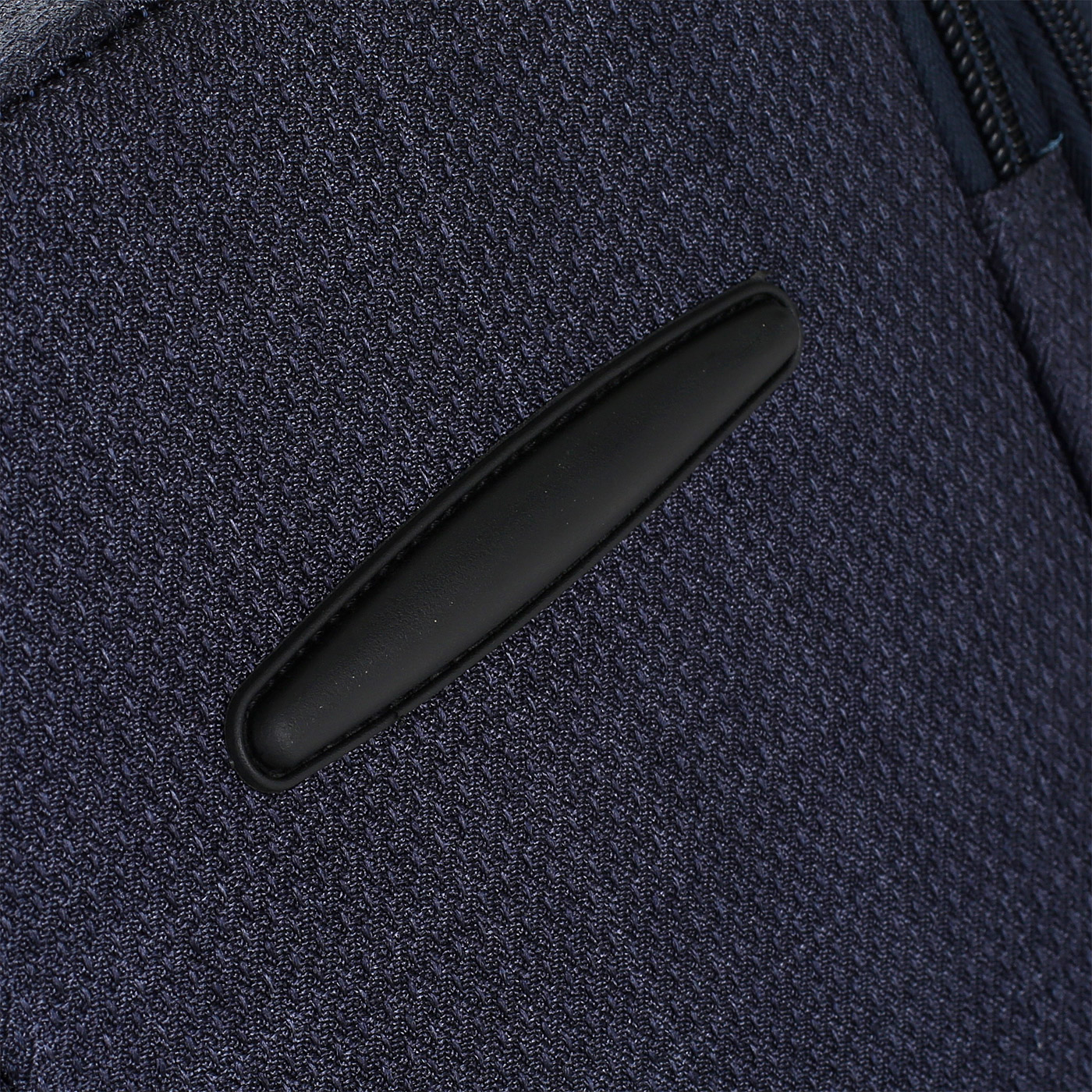 Чемодан средний M тканевый American Explorer Boone