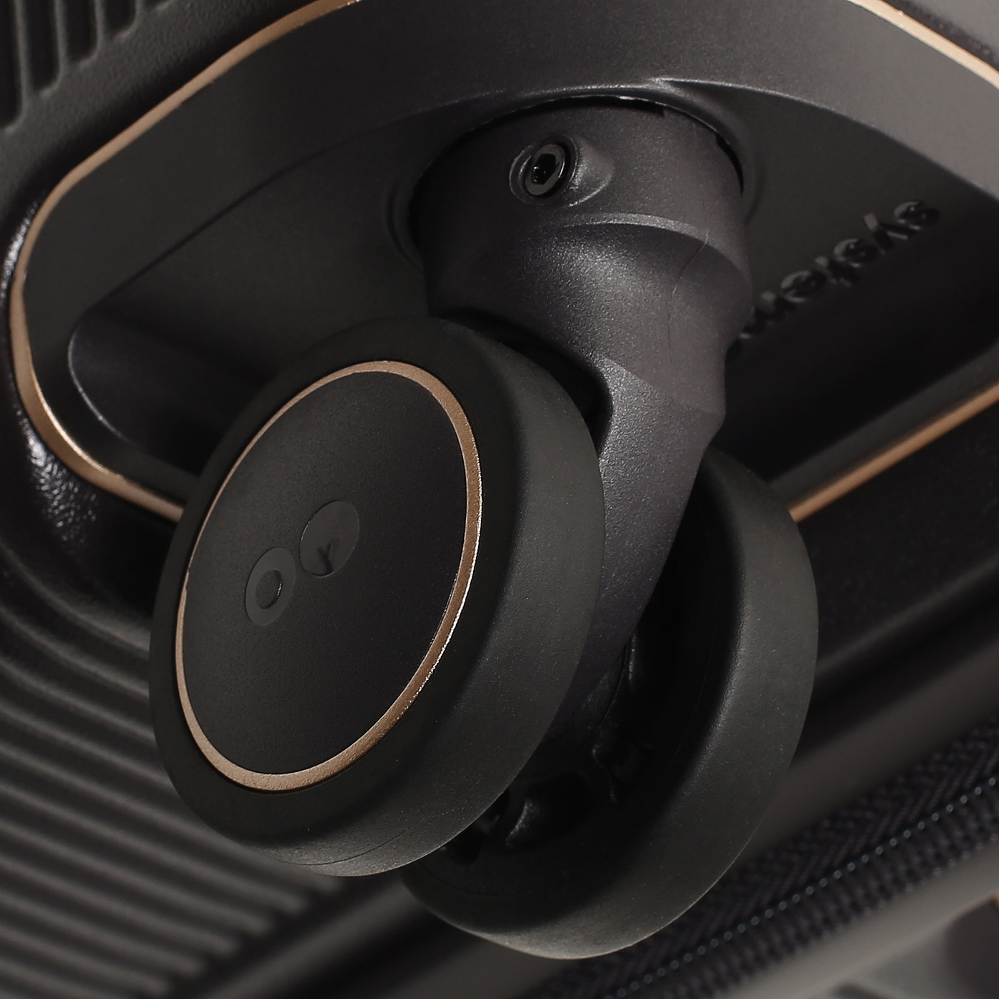 Чемодан маленький S из поликарбоната Echolac Dynasty VLX