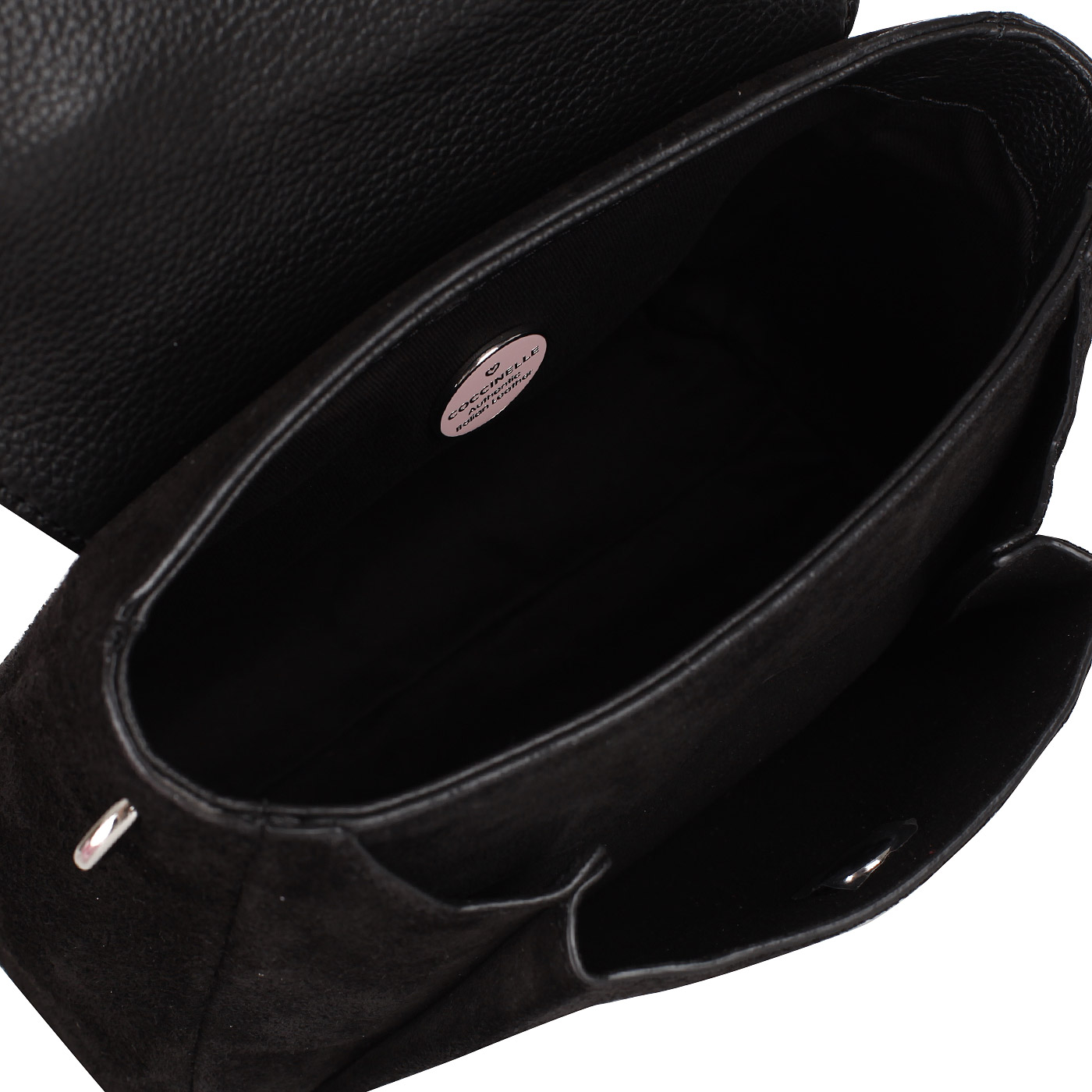 Черная замшевая сумочка Coccinelle Andromeda suede